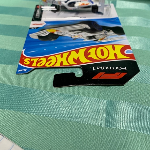 Visa Cash App Racing Bulls Formula One Team /Equipe Formula 1 Car - Picture 9 of 10